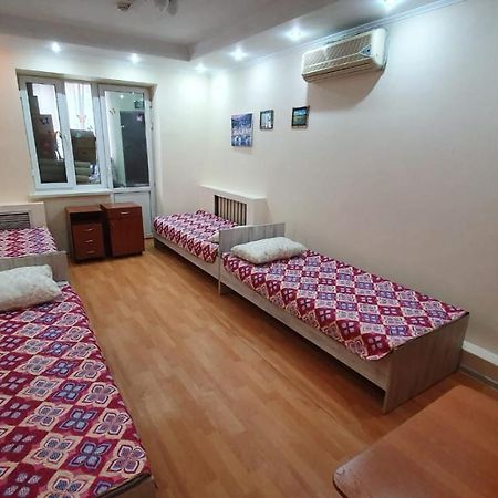 Family Hostel อัลมาตี ภายนอก รูปภาพ