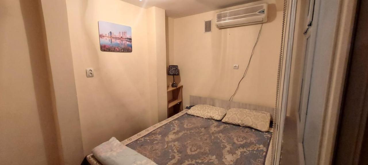 Family Hostel อัลมาตี ภายนอก รูปภาพ