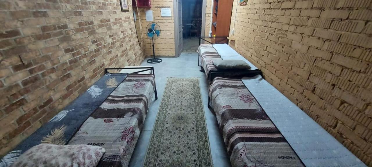 Family Hostel อัลมาตี ภายนอก รูปภาพ