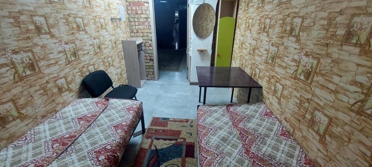 Family Hostel อัลมาตี ภายนอก รูปภาพ