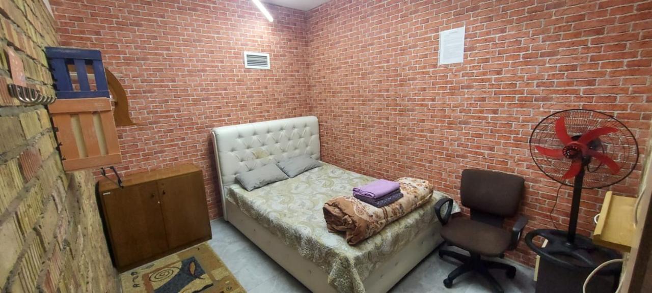 Family Hostel อัลมาตี ภายนอก รูปภาพ
